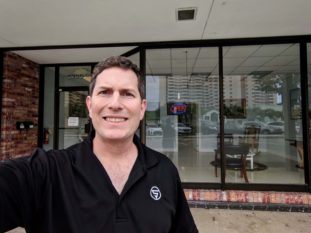 Dr. Mark Leeds, D.O.
